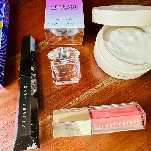 Fenty Beauty Bundle & Versace Crystal Fragrance Set - Picture 7 of 14